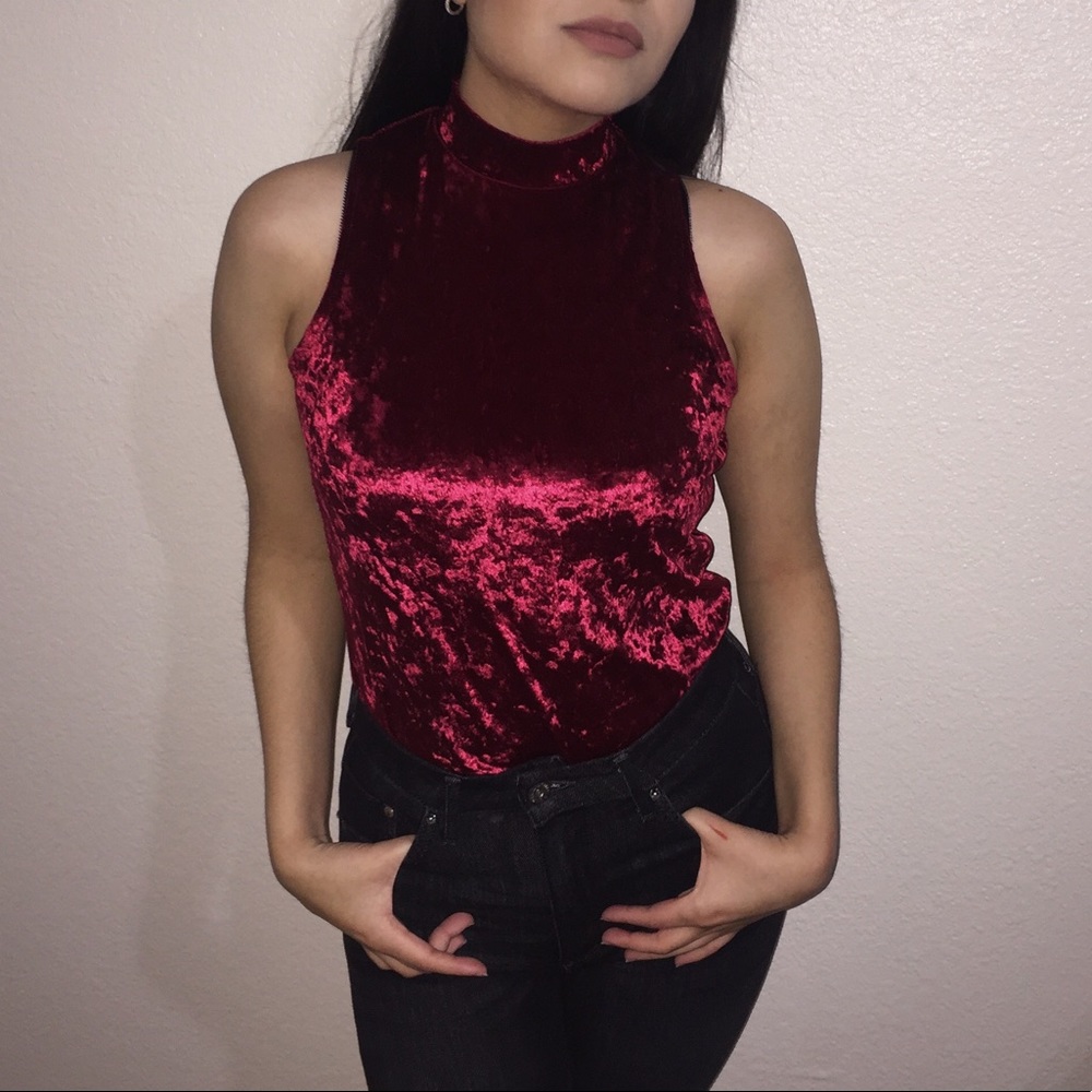 Red velvet top 🥀